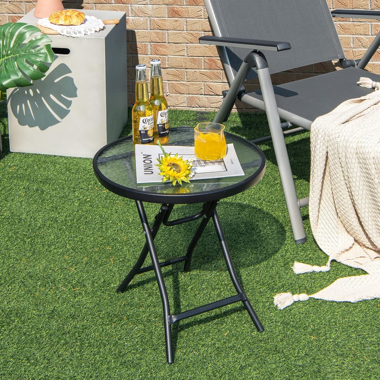 Folding Side Table, round Small Patio Table, Tempered Glass Tabletop, Steel Frame, Weather-Resistant Outdoor Indoor Use for Bistro Porch Garden Balcony (Classic Round, 18"X18"X18.5")